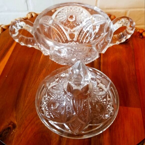 McKee Martec Clear EAPG Large Sugar Bowl with Lid, Star and Arch - Picture 2 of 5